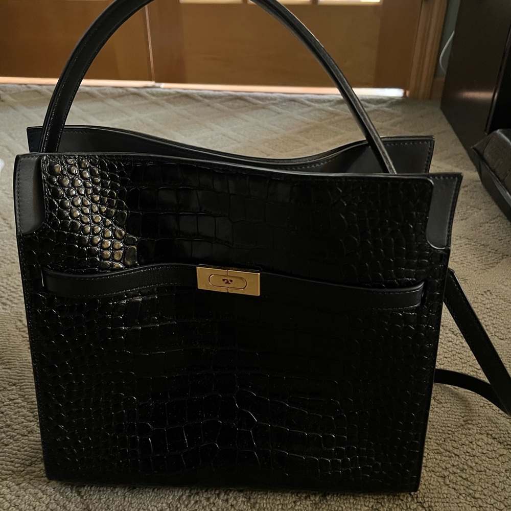 Tory Burch beautiful bag!